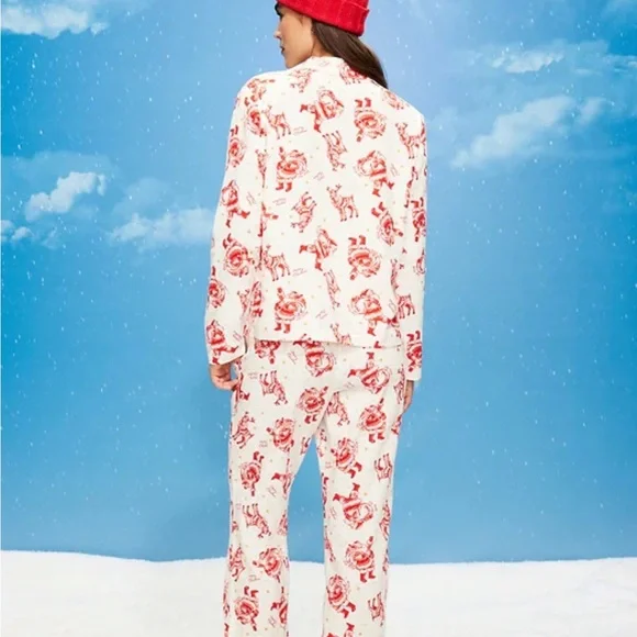 Old Navy Christmas Pajama Set - Picture 3 of 5